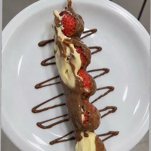 imagem do produto Espetinho de Morango Chocolate ao Leite