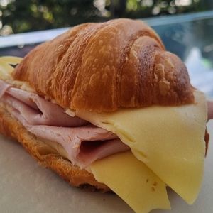 imagem do produto (CONGELADO) Croissant Clássico