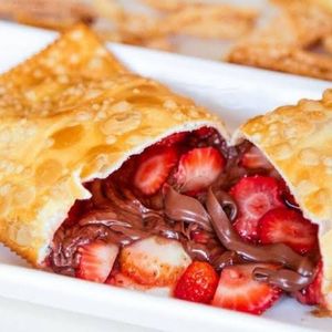 imagem do produto Pastel - Morango com Nutella