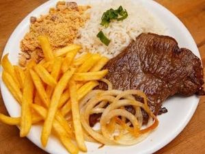imagem do produto Marmitex de bife acebolado