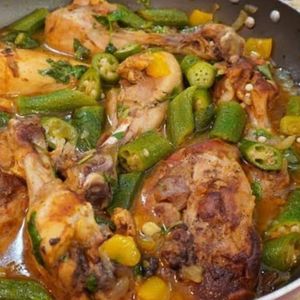 imagem do produto FRANGO COM QUIABO 