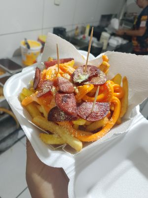 imagem do produto batata Chedar e calabresa 210g