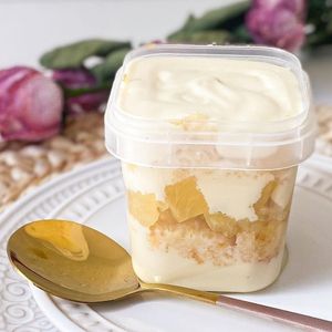 imagem do produto Bolo no pote ninho com abacaxi