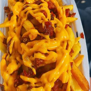 imagem do produto BATATA MÉDIA  + BACON + CHEDER 