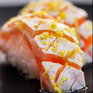 imagem do produto Sushi Salmão De Luxe.