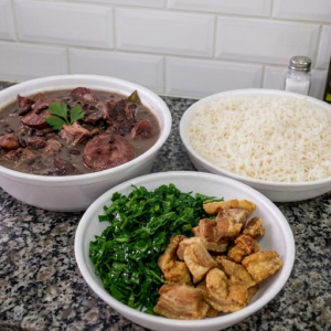 imagem do produto Feijoada Separada - Serve 2 pessoas