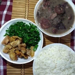 imagem do produto Feijoada Separada - Serve 2 pessoas