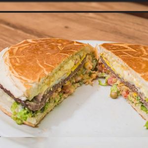 imagem do produto Xis salada+ batata 