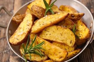 imagem do produto Batata rústicas com alho e alecrim