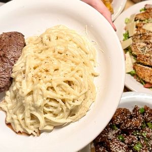 imagem do produto Spaghetti Alfredo com filé