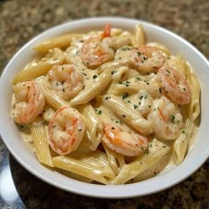 imagem do produto Penne Alfredo com camarões 