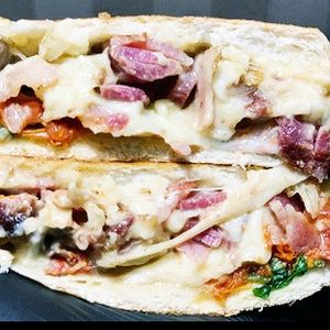 imagem do produto Pão com alho, coração e bacon