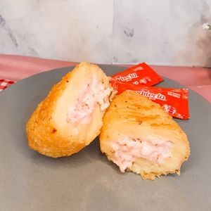 imagem do produto Enroladinho de queijo com presunto