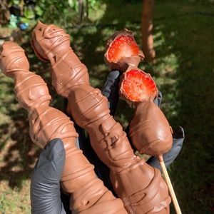 imagem do produto Espetinho de morango 