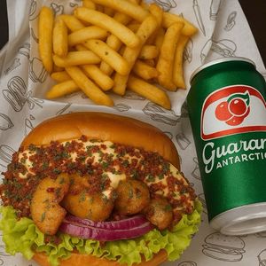 imagem do produto Miami + batata p + Refri lata 🔥