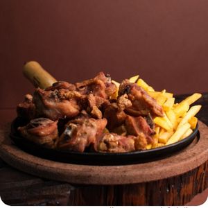 imagem do produto Frango a Passarinho com Fritas