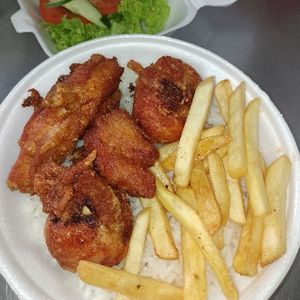 imagem do produto Marmitex de frango à passarinho