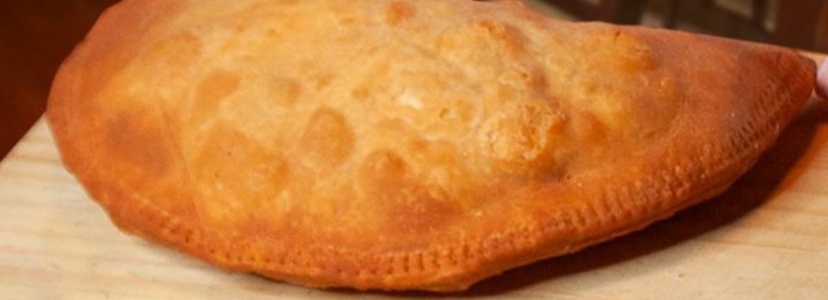 Nápoles pizza frita  logo