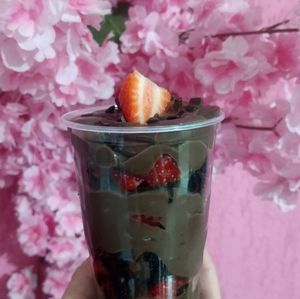 imagem do produto Copo Choco Brownie c/ Morango -150ml