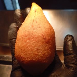 imagem do produto Bolinho de aipim com carne 