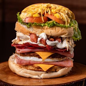 imagem do produto 19- Mega Ótimu’s Burguer