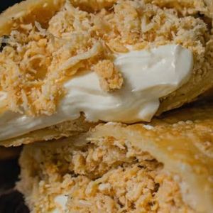imagem do produto PASTELÃO FRANGO COM CREME CHEESE 
