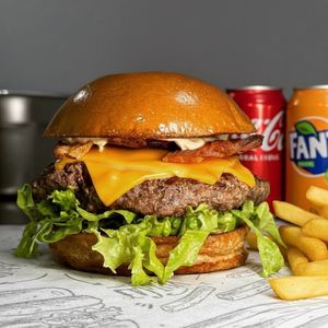 imagem do produto Combo Salad Bacon. 1 Salad bacon + 1 batata individual + 1 refri da sua preferência