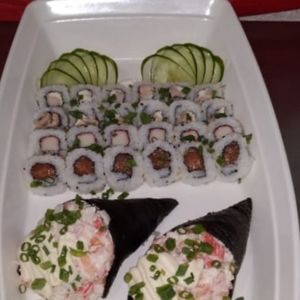 imagem do produto 2 temaki misto e 24 sushi+1coca de 1 litro