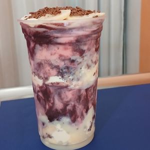 imagem do produto Açaí com sorvete de morango 550ml