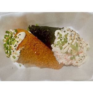 imagem do produto 1 Temaki + 1 Hot Temaki (misto)