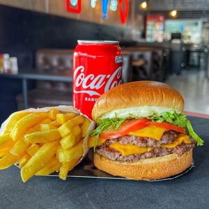 imagem do produto Big Smash Salada + lata Coca normal & Fritas 