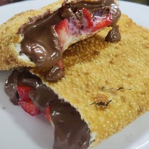 imagem do produto Pastel de chocolate com morango 