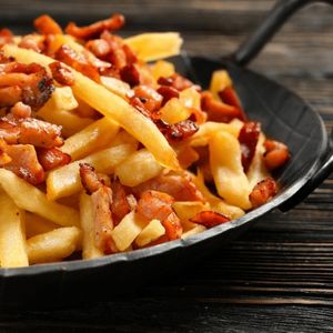 imagem do produto Fritas 🍟 🍟 🍟 com bacon 🥓 🥓 🥓 🥓 