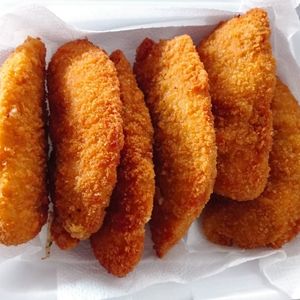 imagem do produto Porção de filezinho de Frango empanado com 6 und