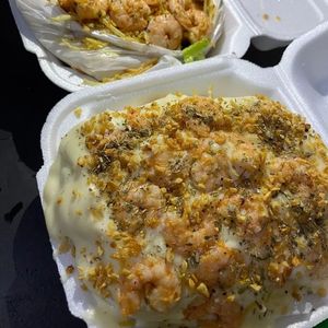 imagem do produto 2 Podrões de camarão com creme de mussarela 