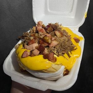 imagem do produto PODRÃO CREME DE CHEDDAR CARNE DESFIADA E BACON