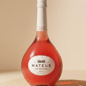 imagem do produto TAÇA MATEUS SEMI SECO