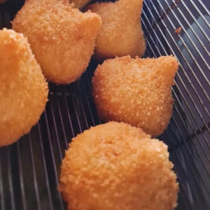 imagem do produto COXINHA FRANGO COM MUSSARELA E BACON