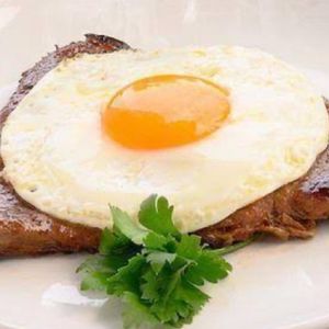 imagem do produto Bife a Cavalo executivo