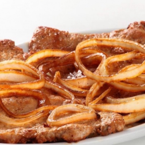 imagem do produto PF Bife Acebolado