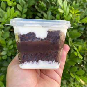 imagem do produto Bolo no pote Chocolate Trufado com mousse de ninho 