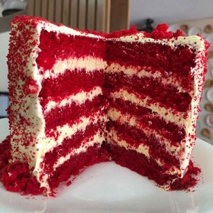 imagem do produto Red velvet com chocolate e crema