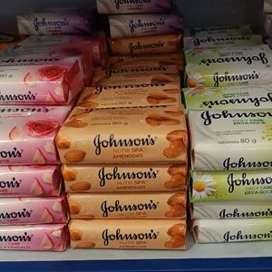 imagem do produto Sabonetes j&j DIVERSOS 80g