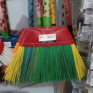 imagem do produto Vassoura Nylon Dura