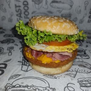 imagem do produto X Frango egg bacon salada 