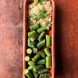 imagem do produto Quiabo assado com farofa crocante