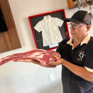 imagem do produto Tomahawk - 2KG IN NATURA