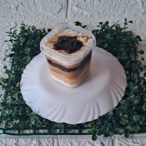 imagem do produto Bolo no pote doce de leite com ameixa