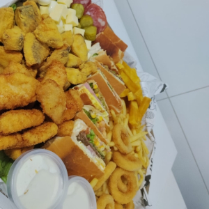 imagem do produto Xiscadão 2 - serve de 6 a 8 pessoas