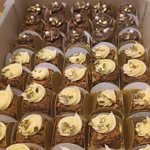 imagem do produto 50 MINI BROWNIE RECHEADO 